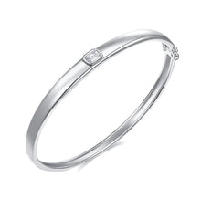 Load image into Gallery viewer, Bezel Emerald Cut Diamond Bangle