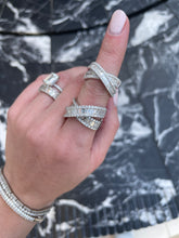 Load image into Gallery viewer, Small Baguette X Ring