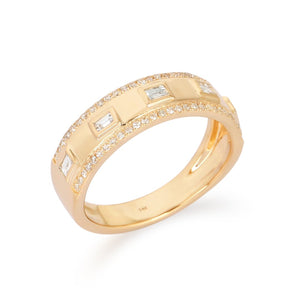 Gold Band With Baguettes And Diamond Border