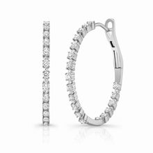 Load image into Gallery viewer, Alernating Size Diamond Hoops