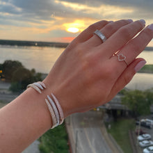 Load image into Gallery viewer, Open Heart Pave Ring