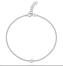 Load image into Gallery viewer, Single Bezel Diamond Bracelet

